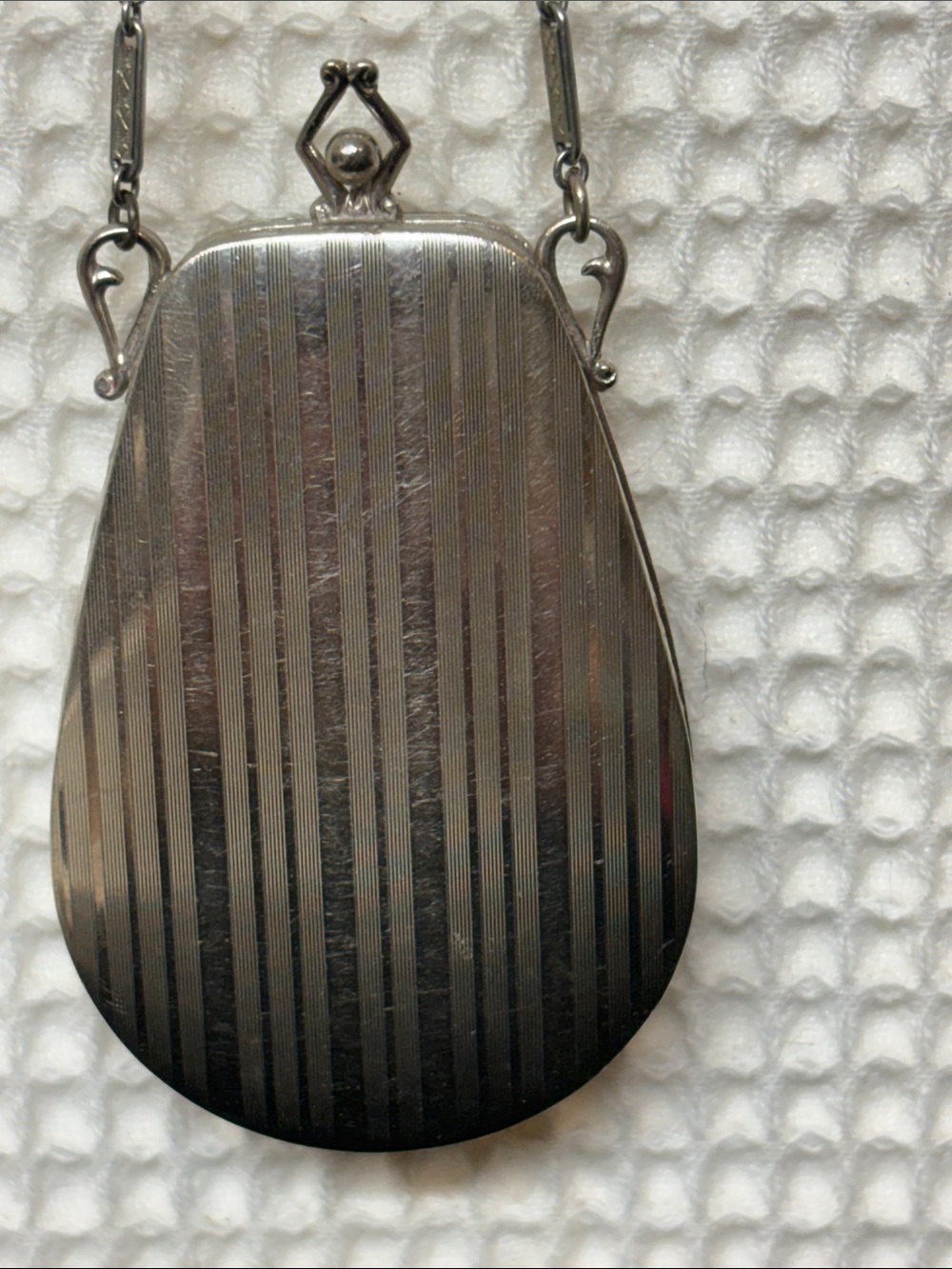 Wristlet compact - Picture 6 of 13